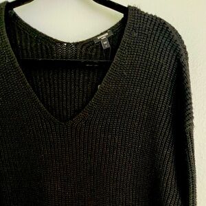 Chunky Knit V-Neck Relaxed Fit Sweater